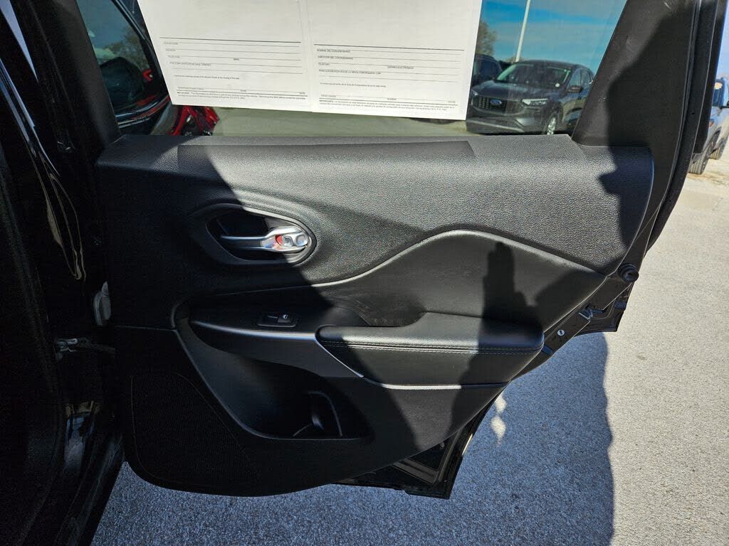 2022 JEEP Cherokee - photo 31