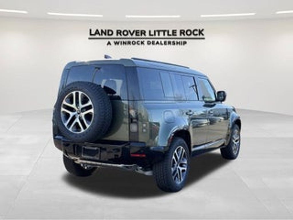 2024 LAND ROVER Defender - photo 2