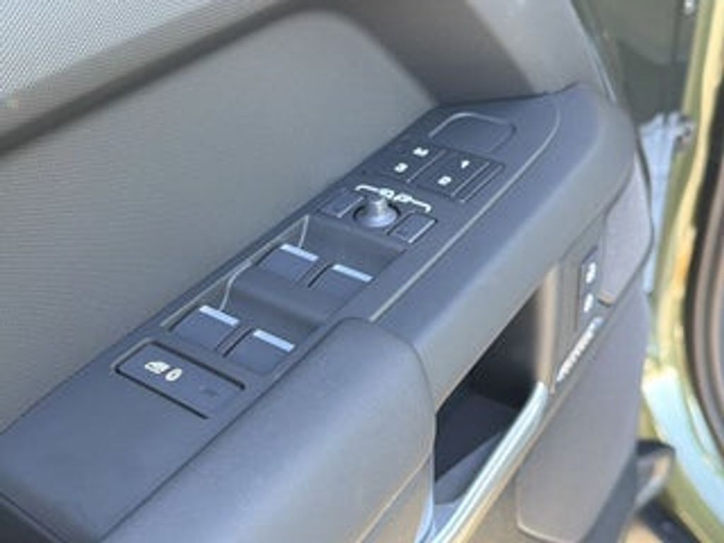 2024 LAND ROVER Defender - photo 21
