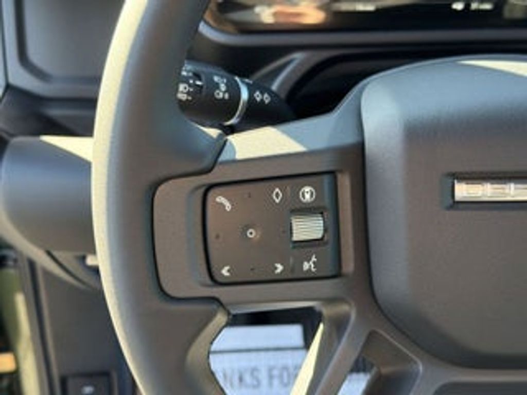 2024 LAND ROVER Defender - photo 23