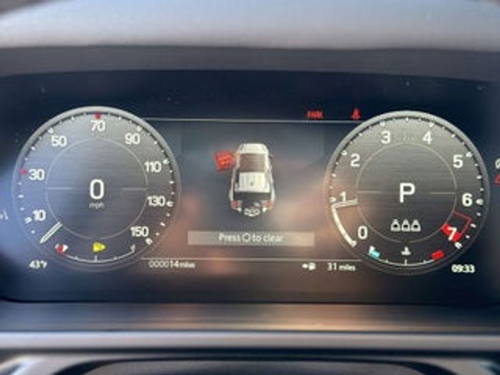 2024 LAND ROVER Defender - photo 25