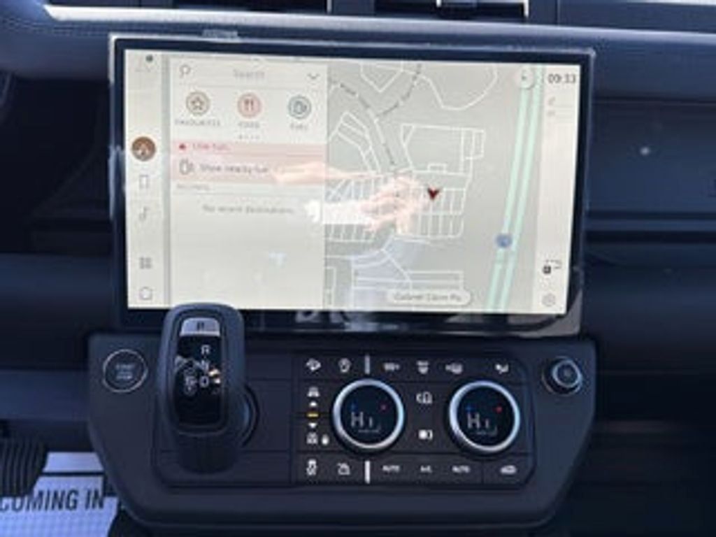 2024 LAND ROVER Defender - photo 27