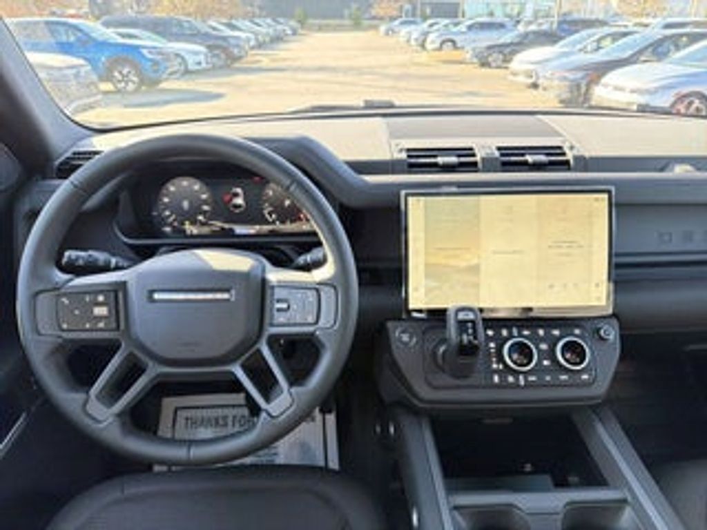 2024 LAND ROVER Defender - photo 4