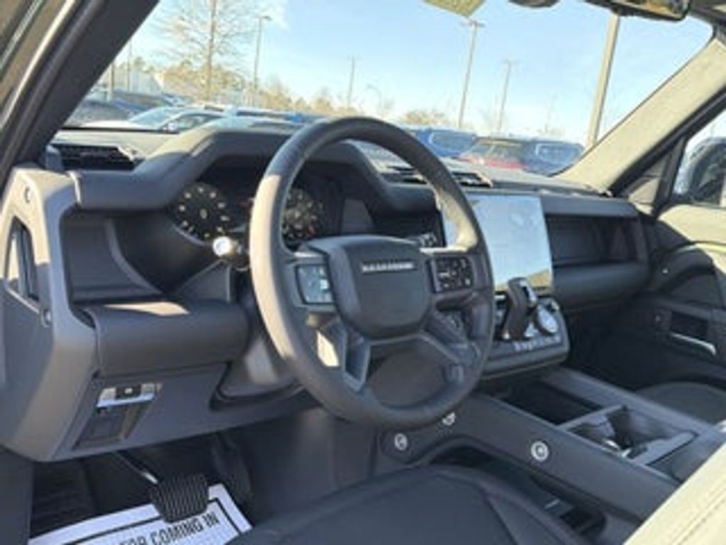 2024 LAND ROVER Defender - photo 10