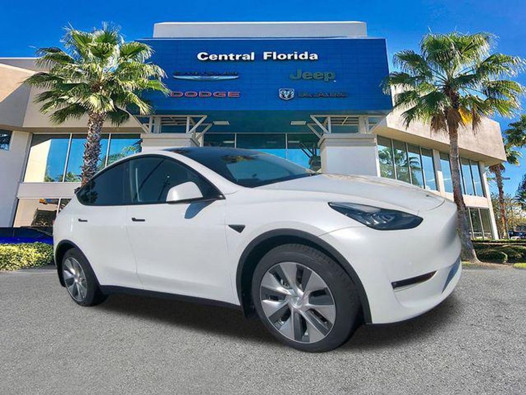 2022 TESLA Model Y - photo 2