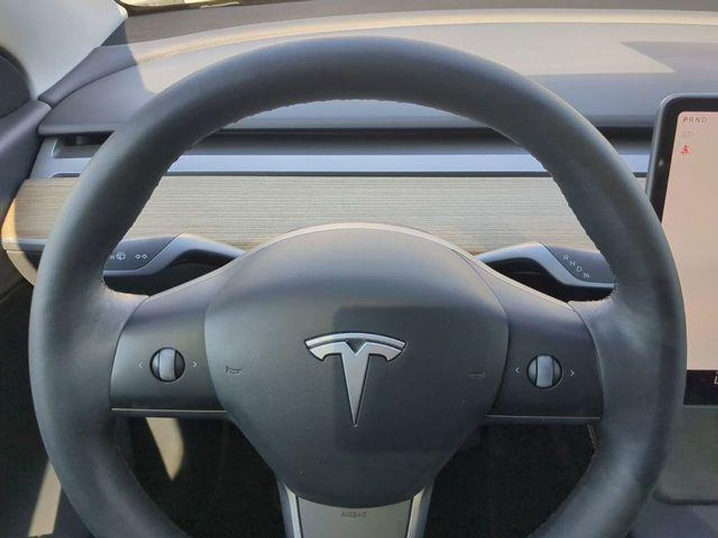 2022 TESLA Model Y - photo 28