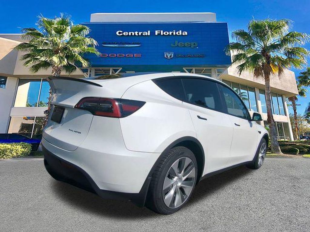 2022 TESLA Model Y - photo 5