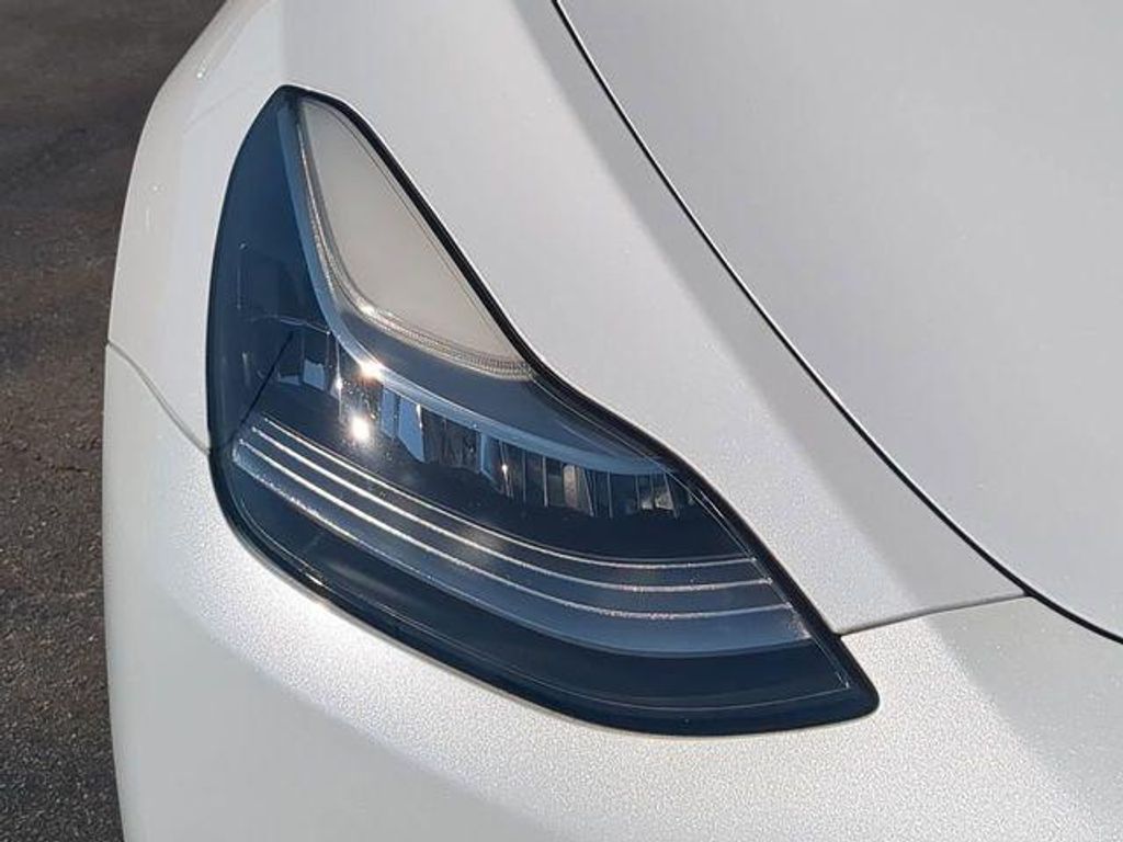 2022 TESLA Model Y - photo 10