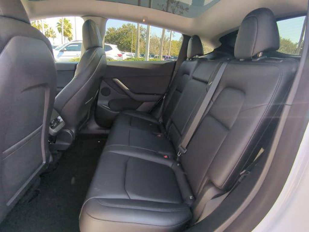 2022 TESLA Model Y - photo 16