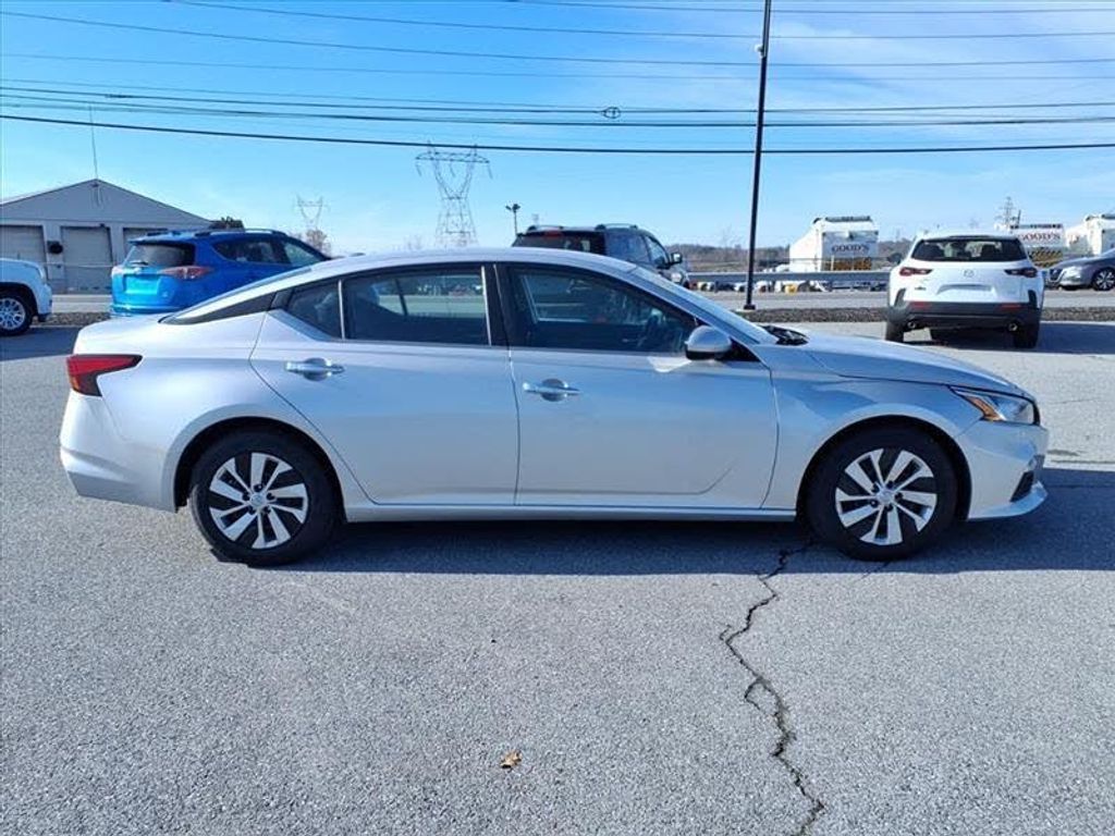 2020 NISSAN Altima - photo 6