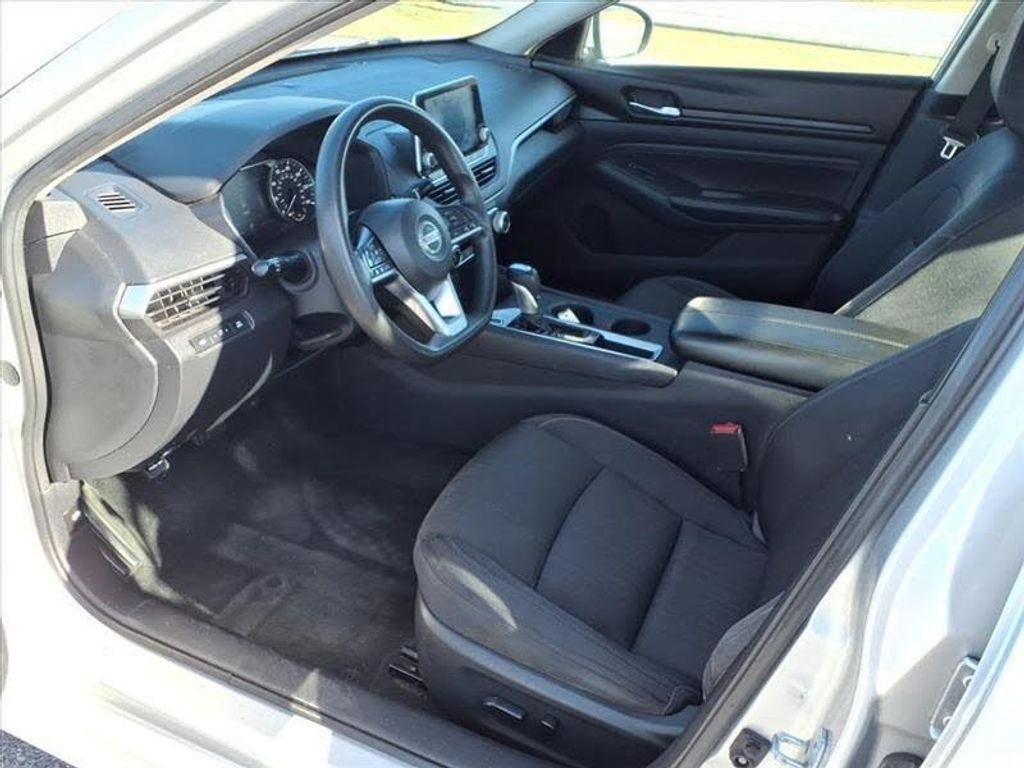 2020 NISSAN Altima - photo 9