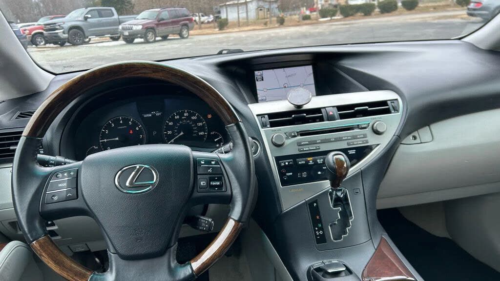 2012 LEXUS RX - photo 12