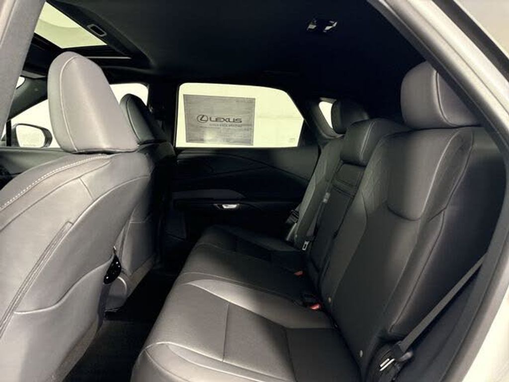 2026 LEXUS RX - photo 22