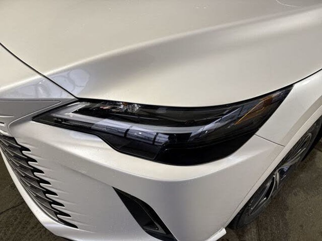 2026 LEXUS RX - photo 28