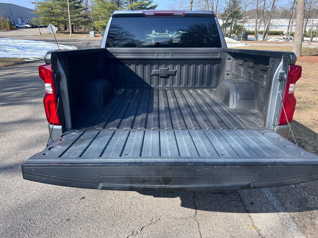 2021 CHEVROLET Silverado - photo 5