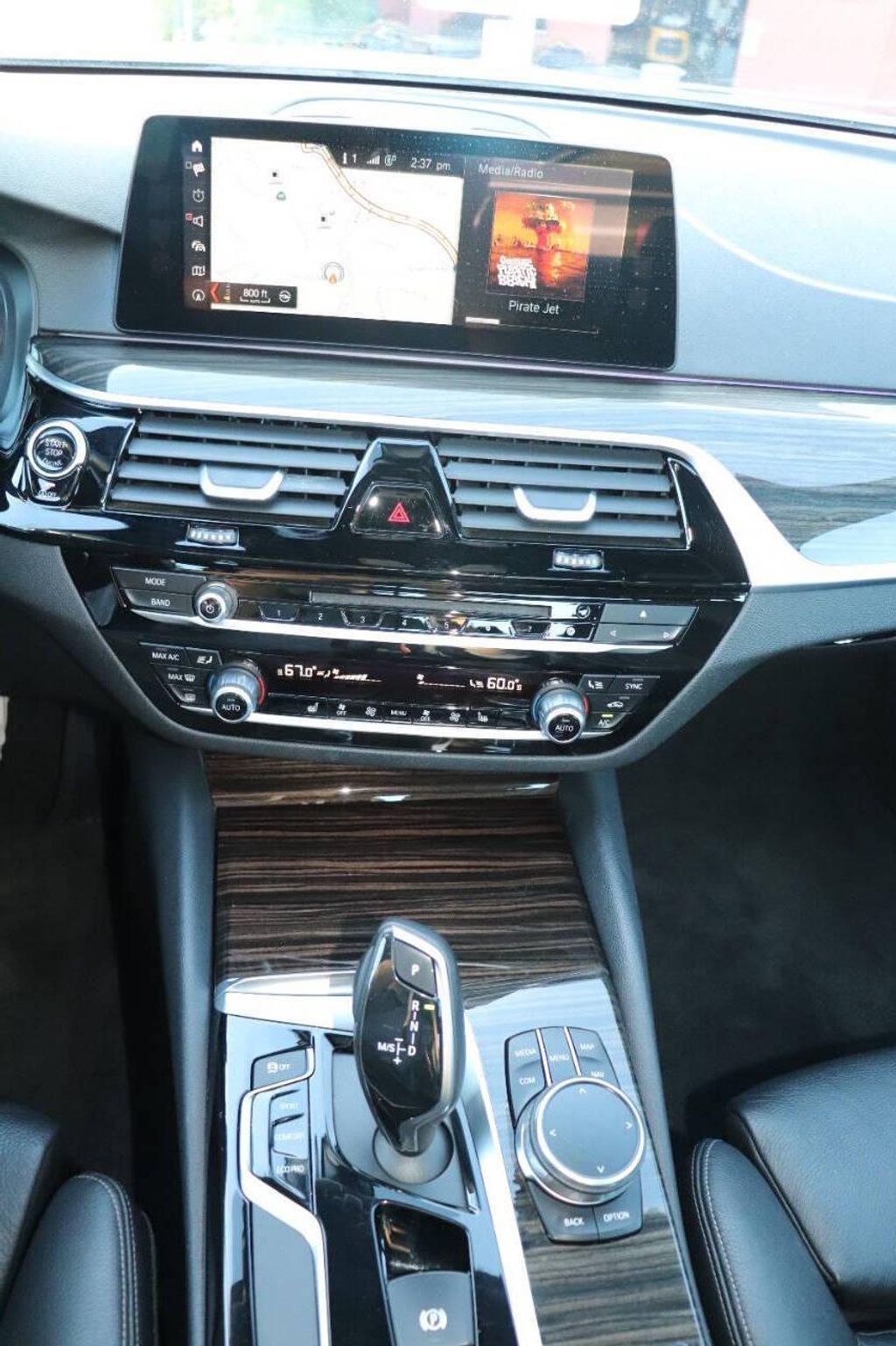 2017 BMW 530i - photo 24