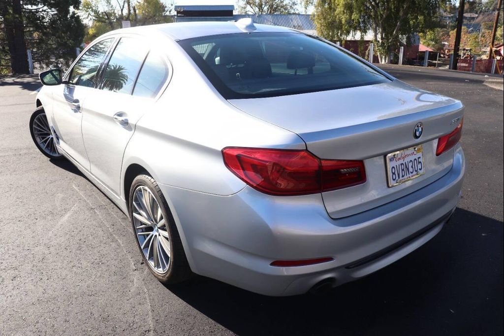 2017 BMW 530i - photo 5