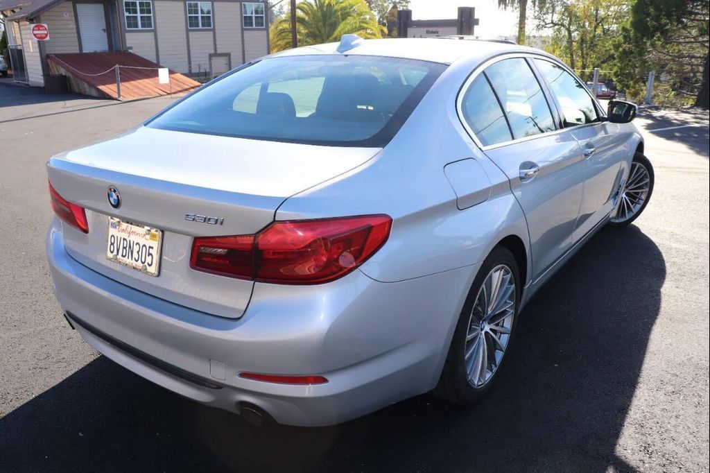 2017 BMW 530i - photo 7