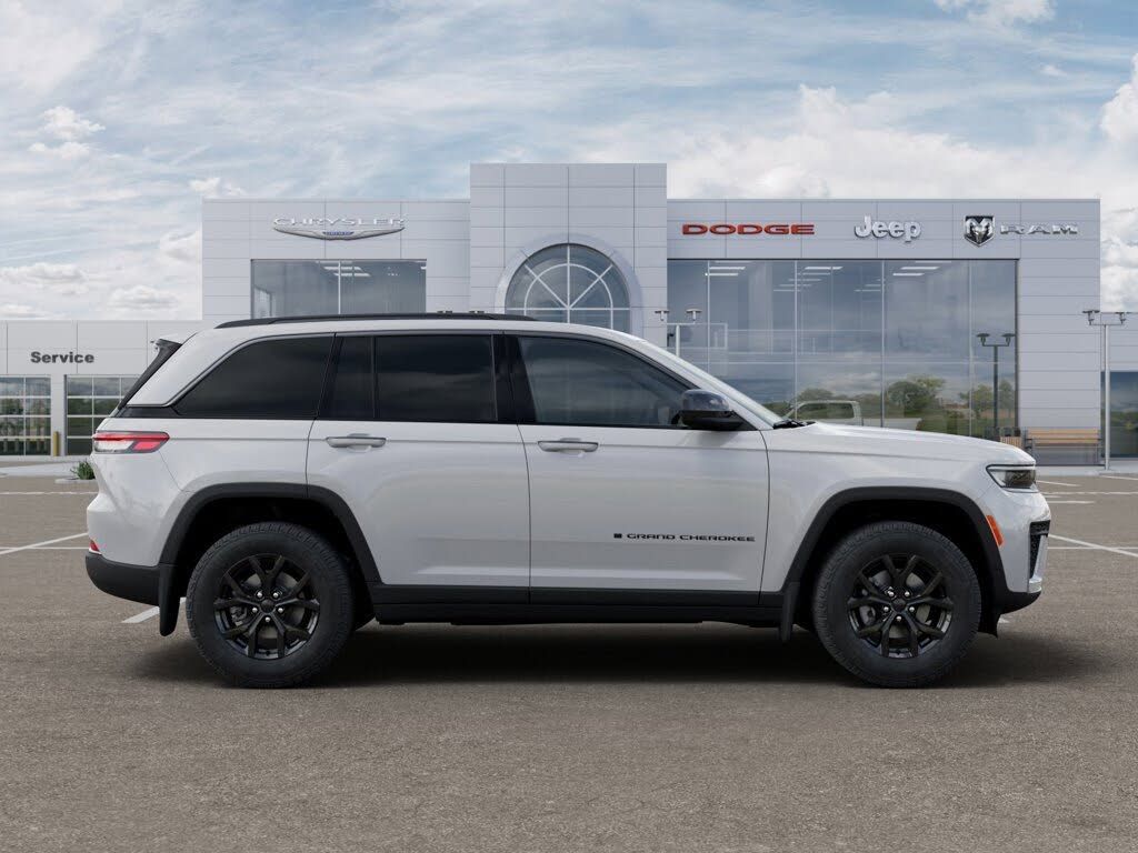 2026 JEEP Grand Cherokee - photo 21