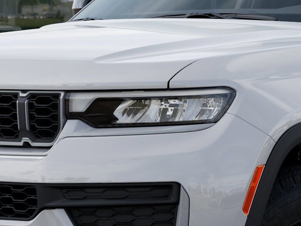 2026 JEEP Grand Cherokee - photo 10