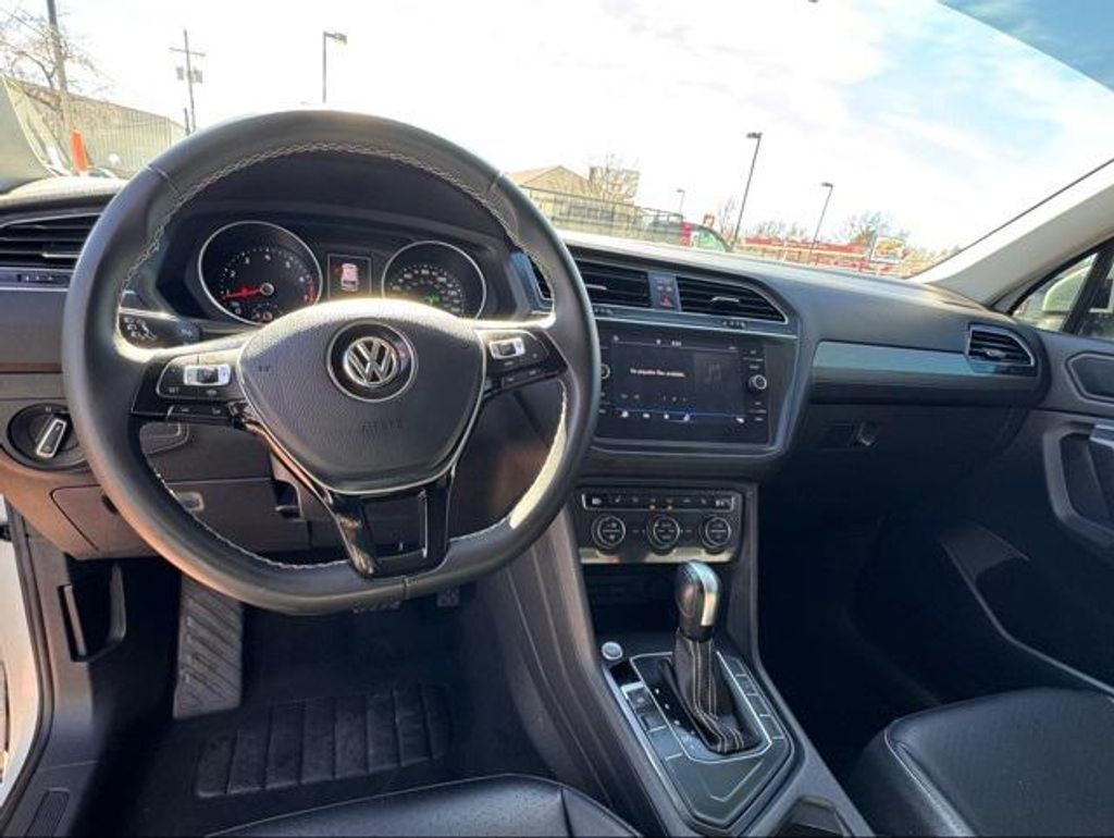2021 VOLKSWAGEN Tiguan - photo 10