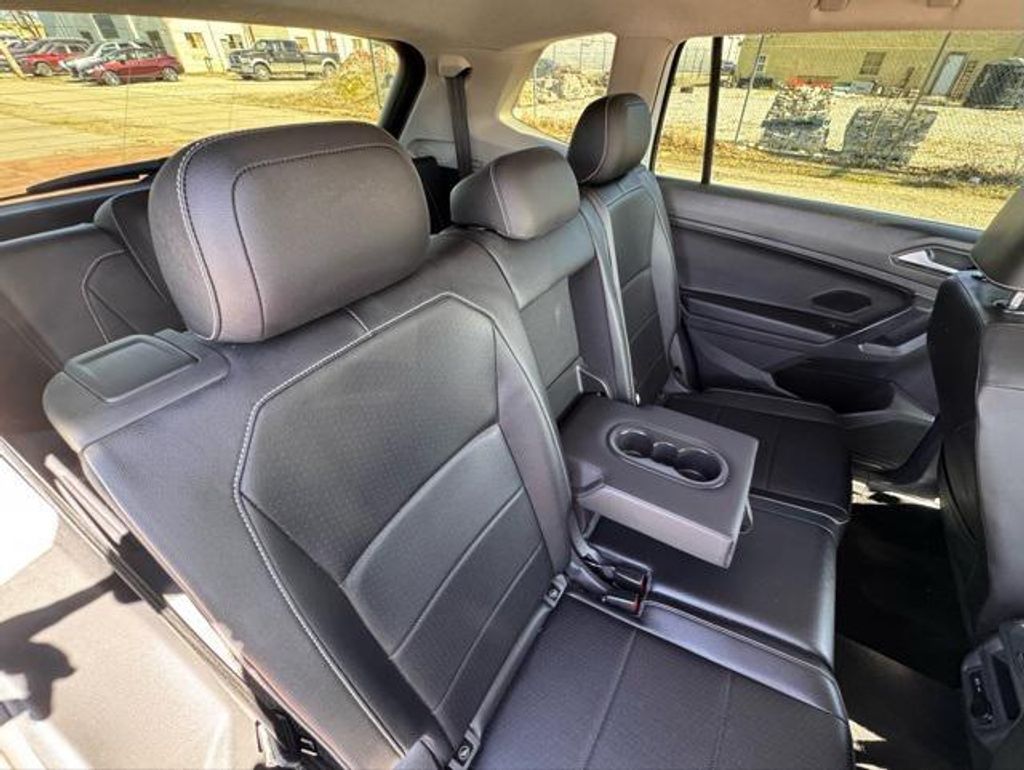 2021 VOLKSWAGEN Tiguan - photo 16