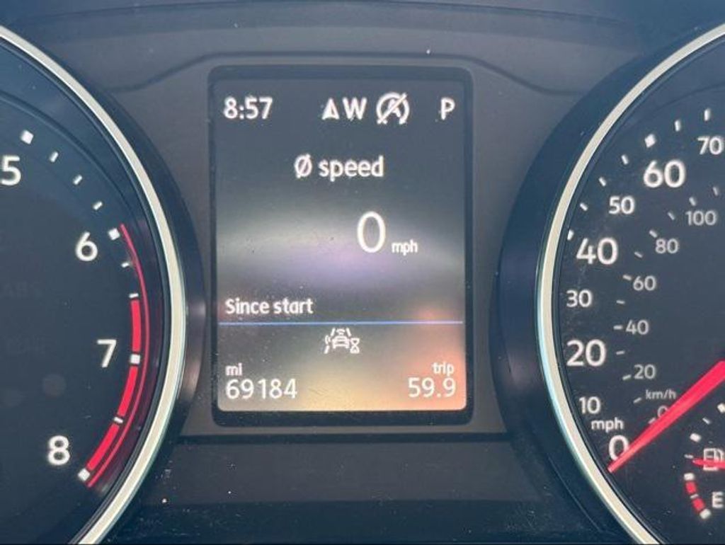 2021 VOLKSWAGEN Tiguan - photo 17