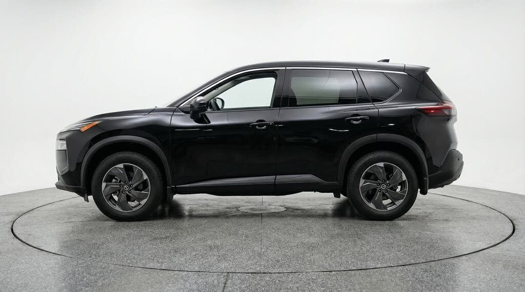 2025 NISSAN Rogue - photo 4