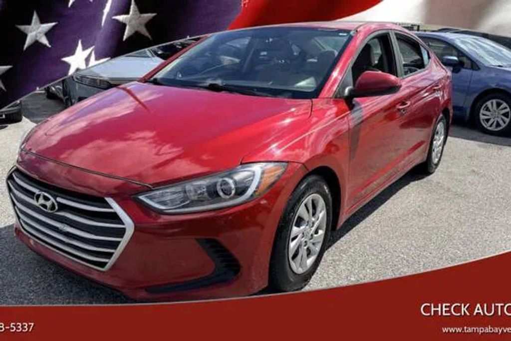 2017 HYUNDAI Elantra - main photo