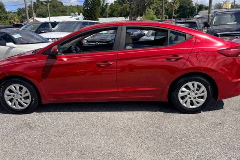 2017 HYUNDAI Elantra - photo 3