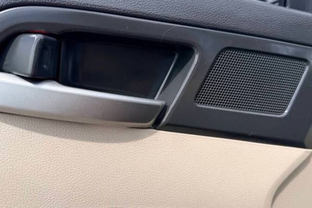 2017 HYUNDAI Elantra - photo 11