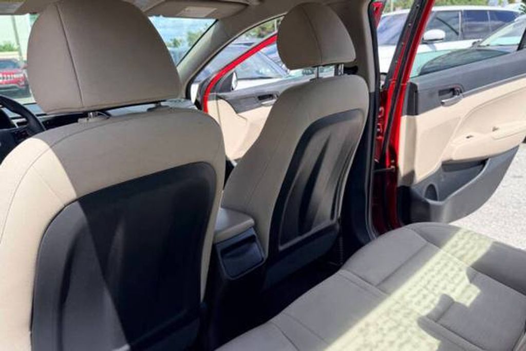 2017 HYUNDAI Elantra - photo 29