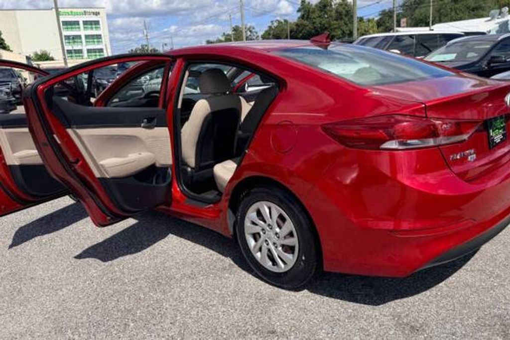 2017 HYUNDAI Elantra - photo 32