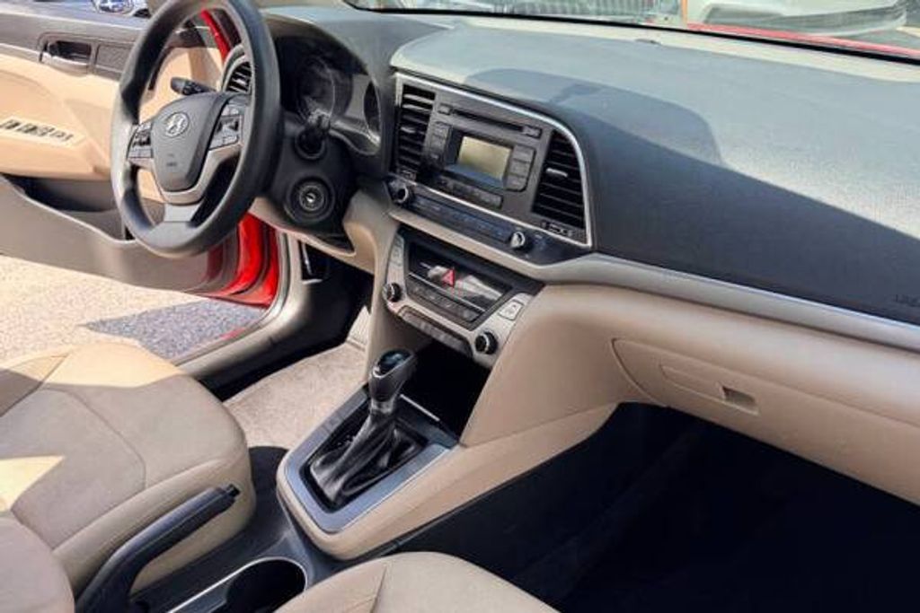 2017 HYUNDAI Elantra - photo 33