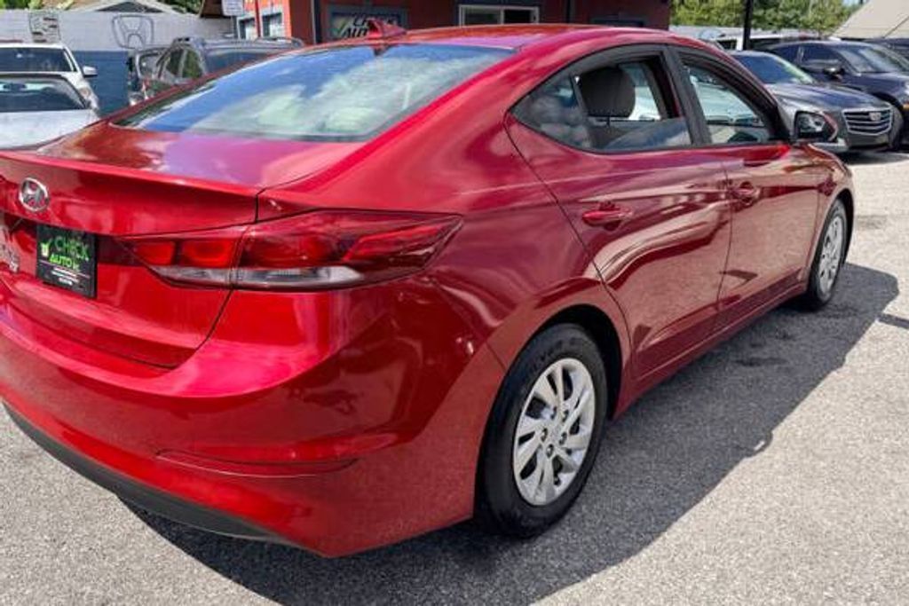2017 HYUNDAI Elantra - photo 5
