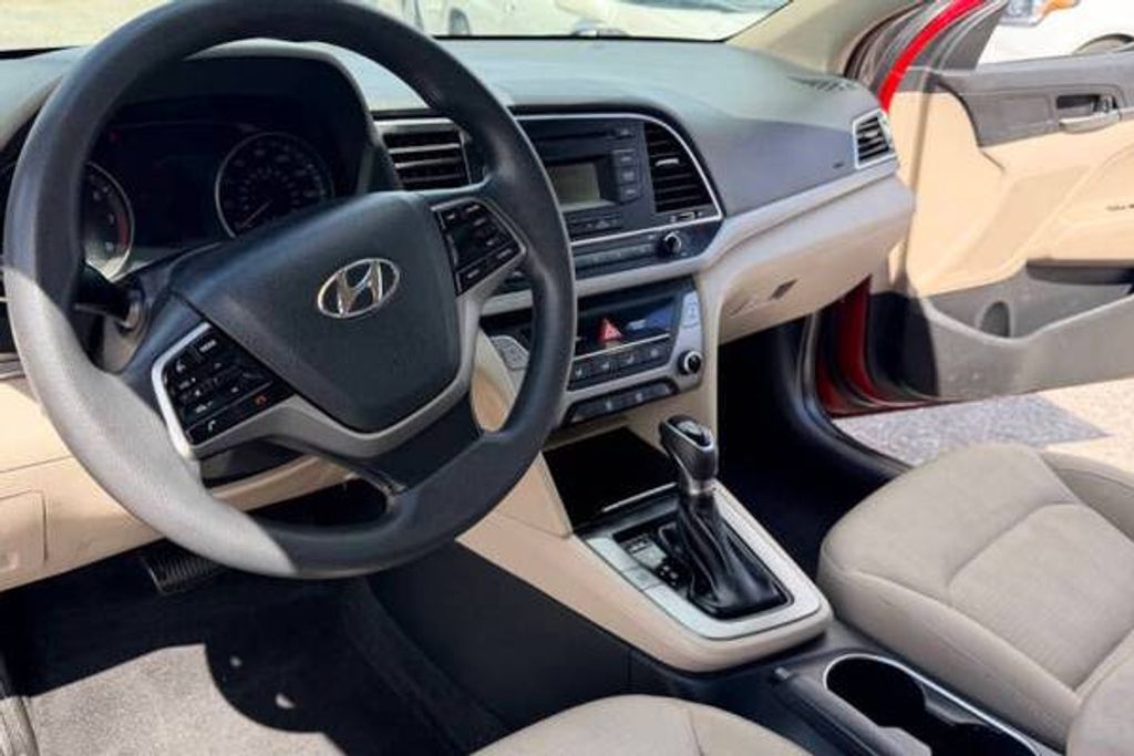 2017 HYUNDAI Elantra - photo 7