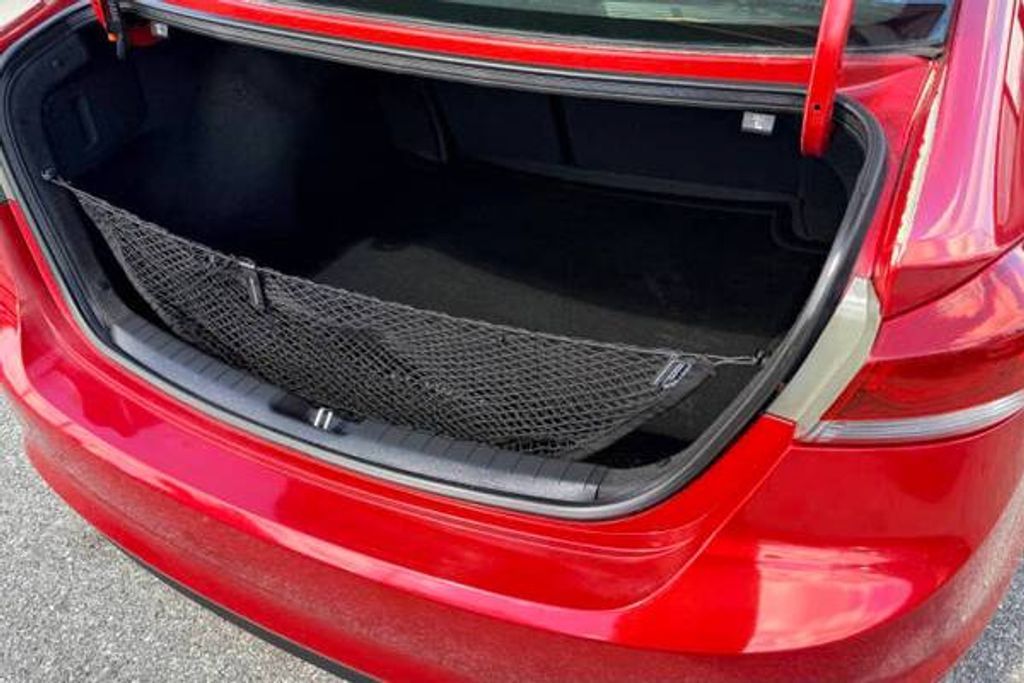 2017 HYUNDAI Elantra - photo 10