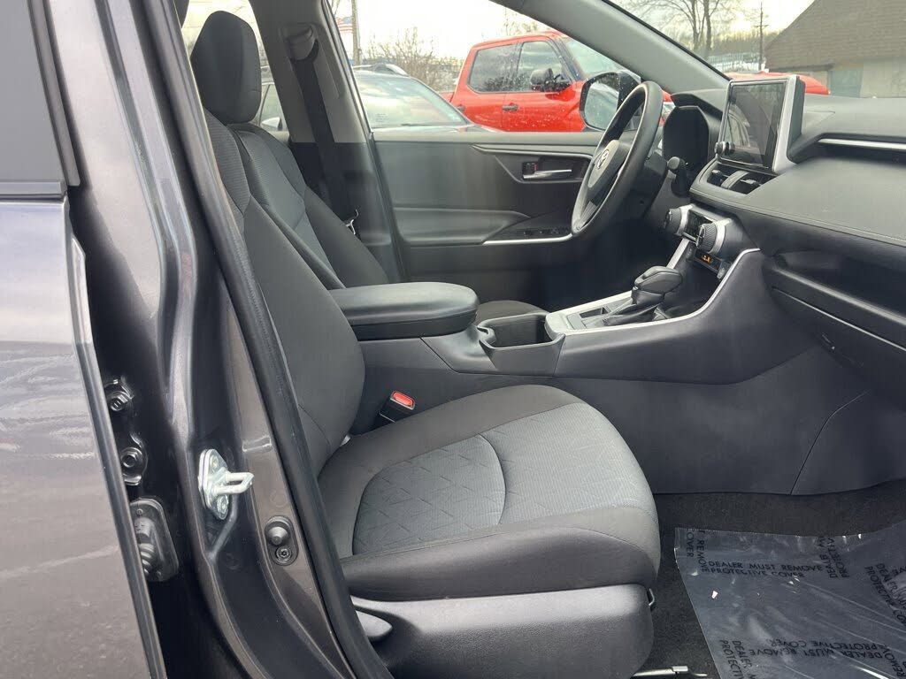2024 TOYOTA RAV4 - photo 17