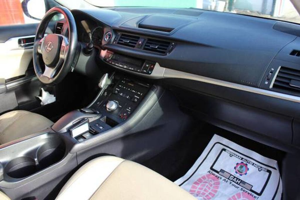 2012 LEXUS CT - photo 25