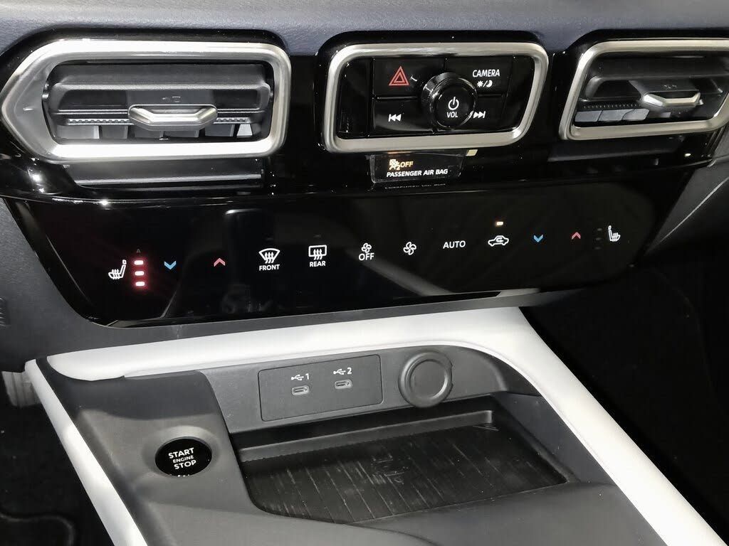 2026 NISSAN Sentra - photo 20