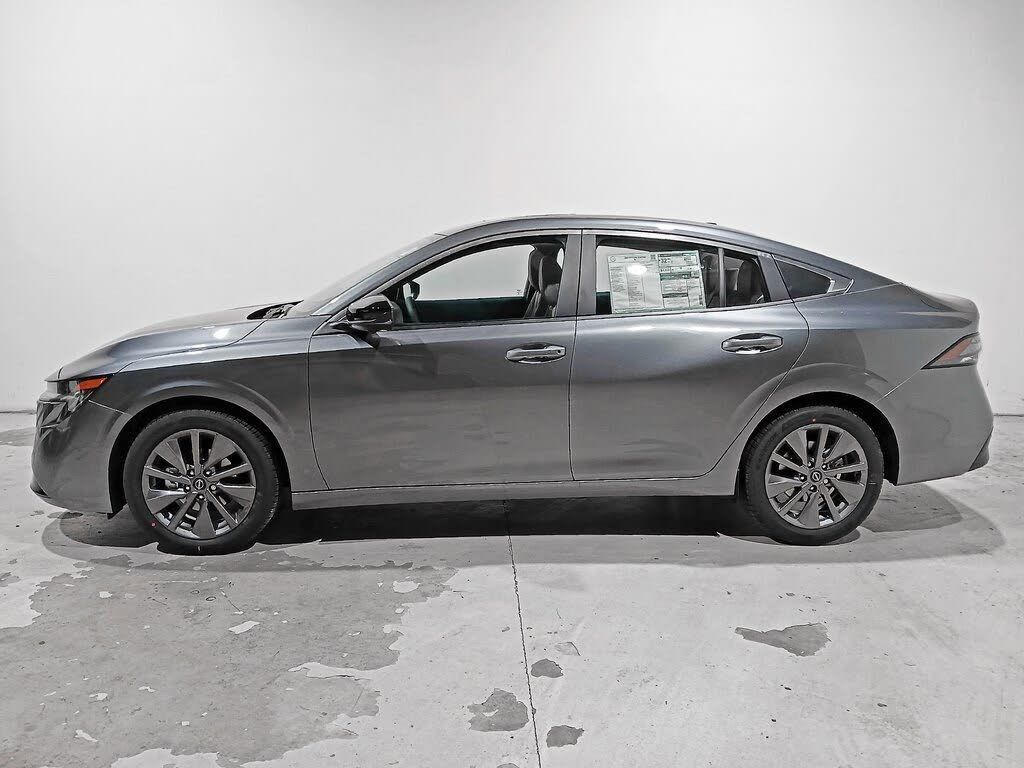 2026 NISSAN Sentra - photo 4
