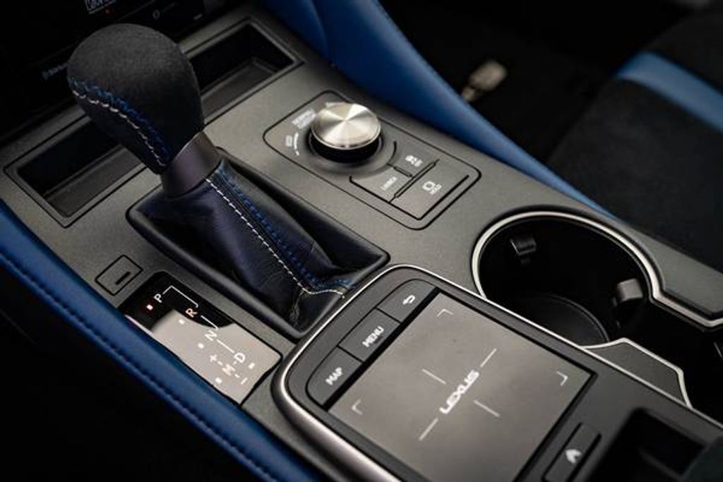 2024 LEXUS RC - photo 30