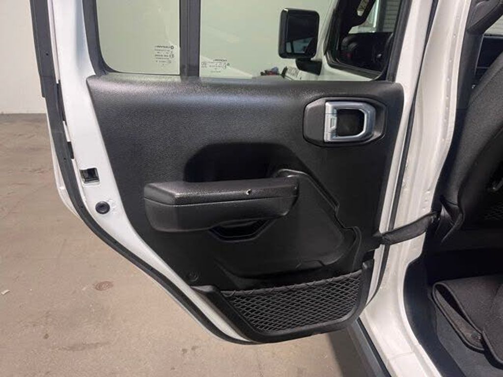 2024 JEEP Wrangler - photo 19
