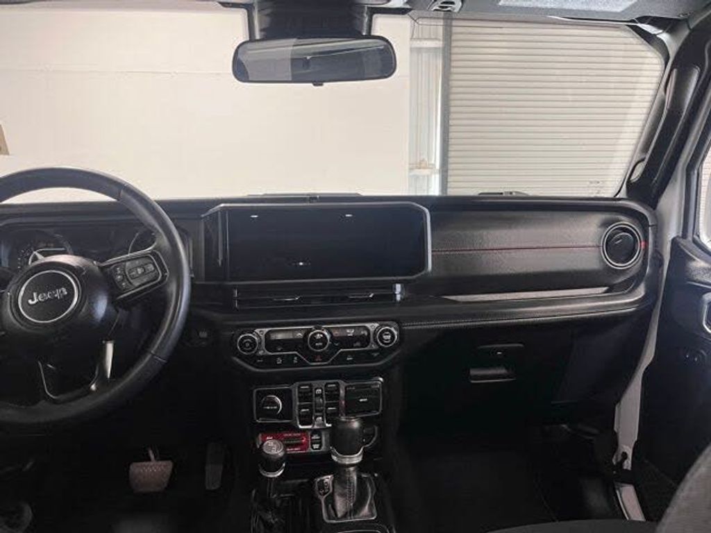 2024 JEEP Wrangler - photo 20